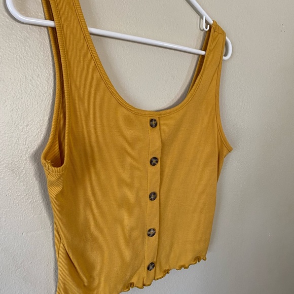 Crop Tank - Picture 2 of 3